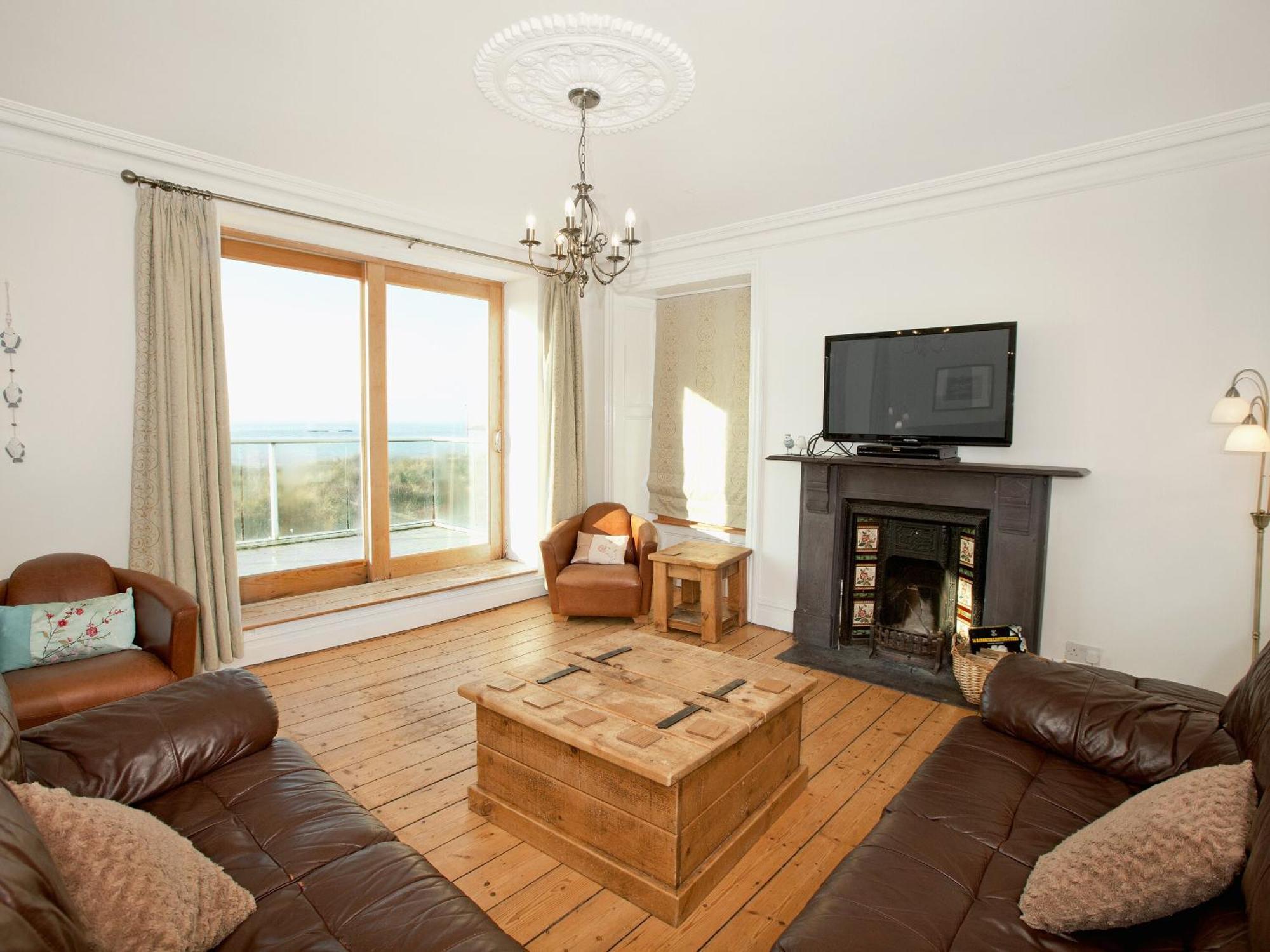 Glan Y Mor 1 Villa Триадър Екстериор снимка