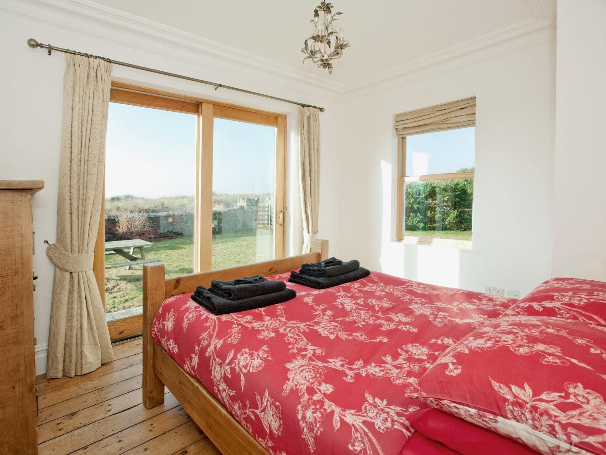 Glan Y Mor 1 Villa Триадър Екстериор снимка