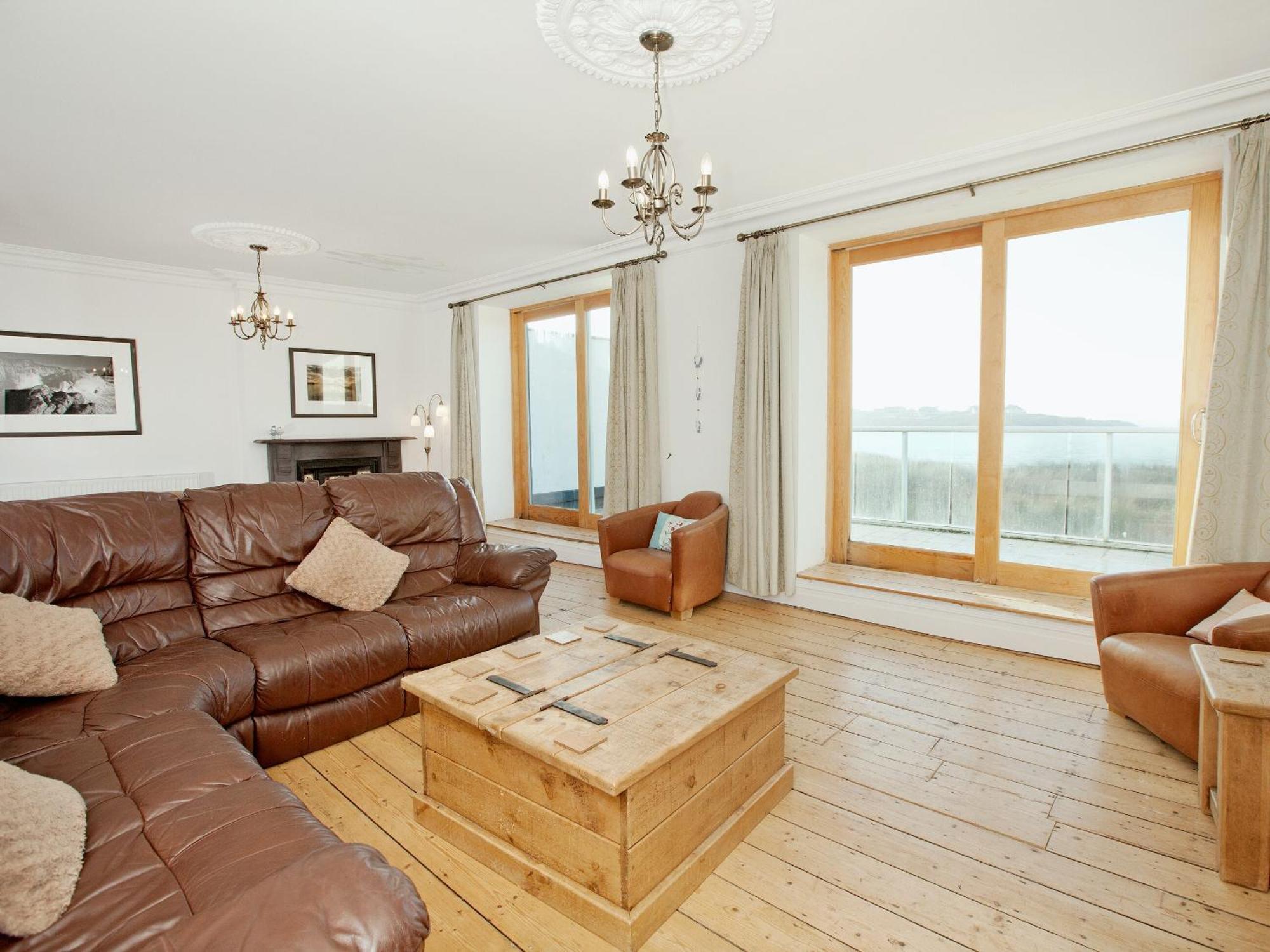Glan Y Mor 1 Villa Триадър Екстериор снимка